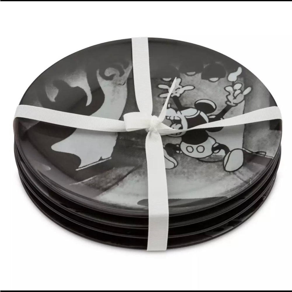 ☠️ DISNEY A Silly Symphony The Skeleton Dance Mickey Halloween Plates Plate Set - Picture 2 of 11